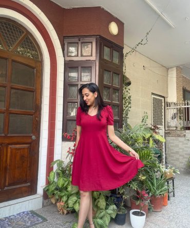 Maroon Puffed Sleeve Dress 2