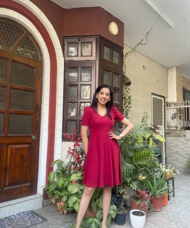Maroon Puffed Sleeve Dress