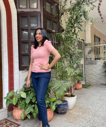 Peach Puffed Sleeve Top 2