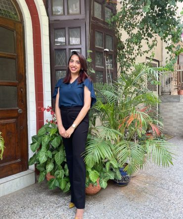 Manifesting CEO Top- Navy Blue