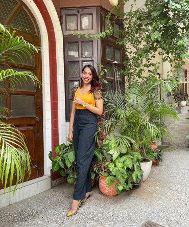 Color Puff Top-Yellow