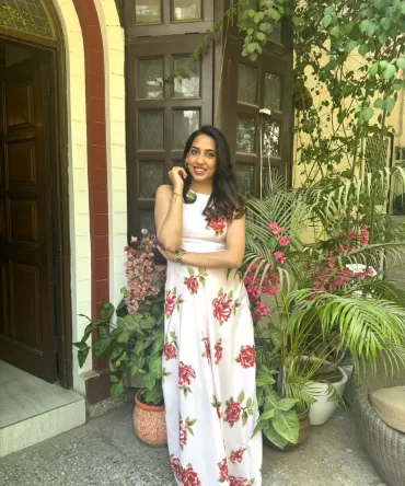 Dazzling Girl Dress 2