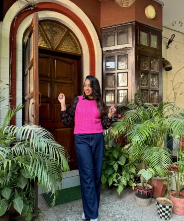 Sleeveless Cable Knit Jumper (Free Size) – Pink