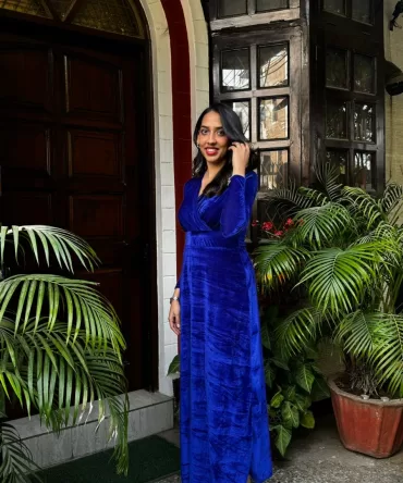 Velvet Classic Dress – Royal Blue 2