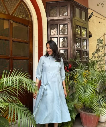 Ruby Embroidered Dress – Mint