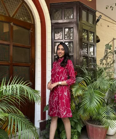 Abstract Printed Cotton Dress – Maroon
