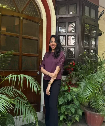 Pearl Sleeved Top – Wine