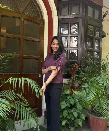 Pearl Sleeved Top – Wine 2