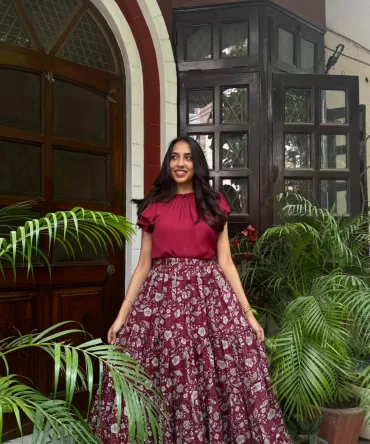 Twilight Heavy Tiered Skirt – Maroon