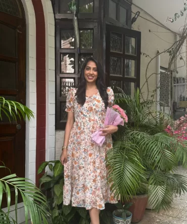 Pretty Girlie Georgette Dress – Cream (Premium Collection) 2