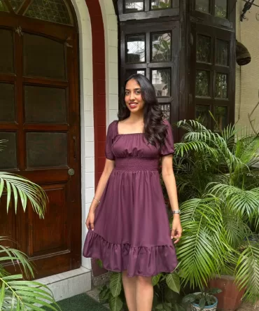 Muse Smocked Dress – Wine